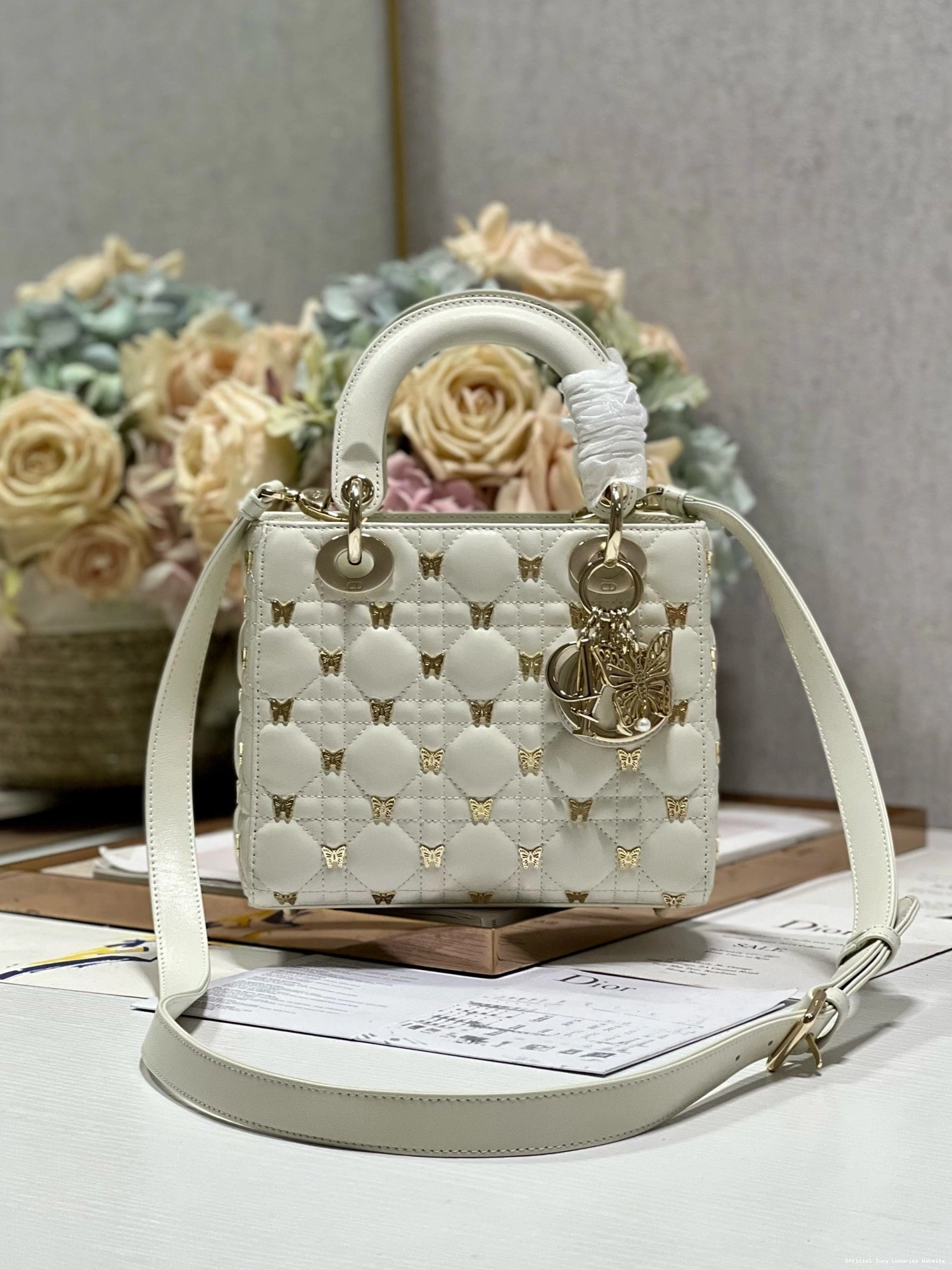 Tony Luxuries LADY DI0R-20CM 0725